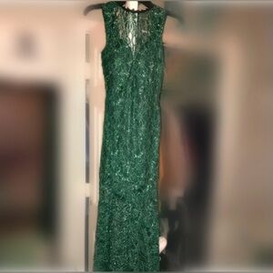 Green prom or homecoming dress size small (price is negotiable)